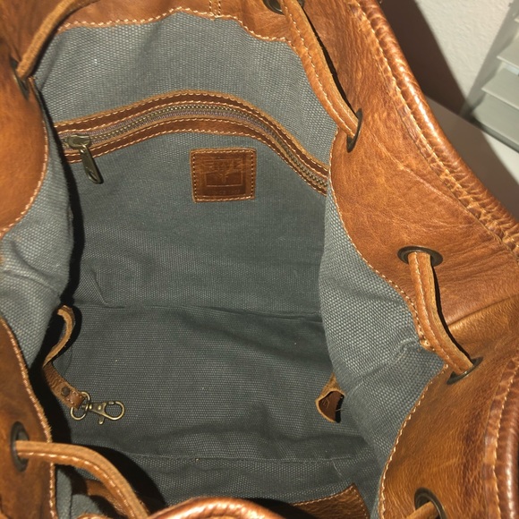 SOLDⓂ️ - Picture 9 of 11